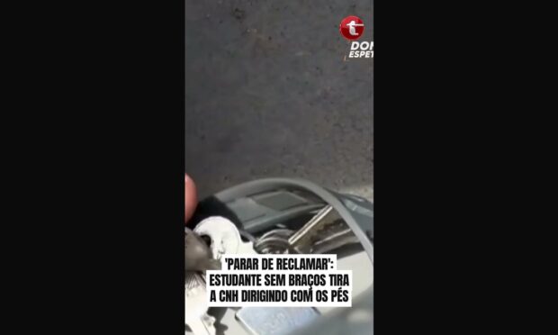 Reiner tira CNH com os pés após encontrar carro adaptado em Minas Gerais