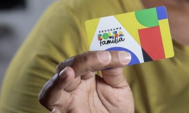Governo antecipa pagamento do Bolsa Família de outubro para antes do 2º turno