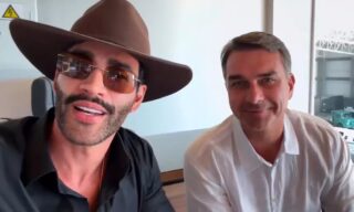 Gusttavo Lima apoia Flávio Bolsonaro e critica preço do churrasco
