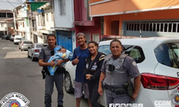 PM reconhece sinal de socorro e resgata marroquina com bebê na Vila Maria