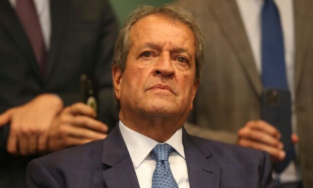 'Fortemente eleitoreiras': em nota, PL de Valdemar ataca gastos de Lula antes do voto