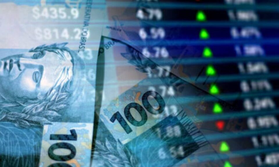 Ibovespa despenca 18% após reeleição de Lula e dólar vai a R$ 5,44